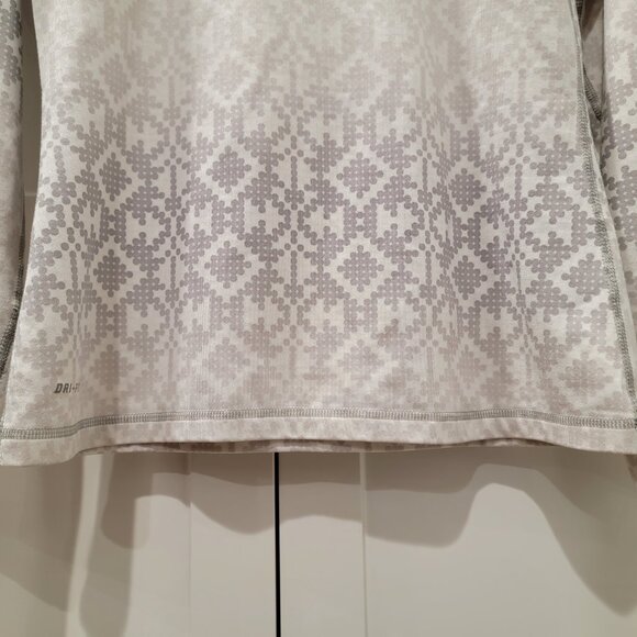 Nike Longsleeve Tee White Gray DriFit Fleece lined Top Activewear Women Size Med - Picture 10 of 11